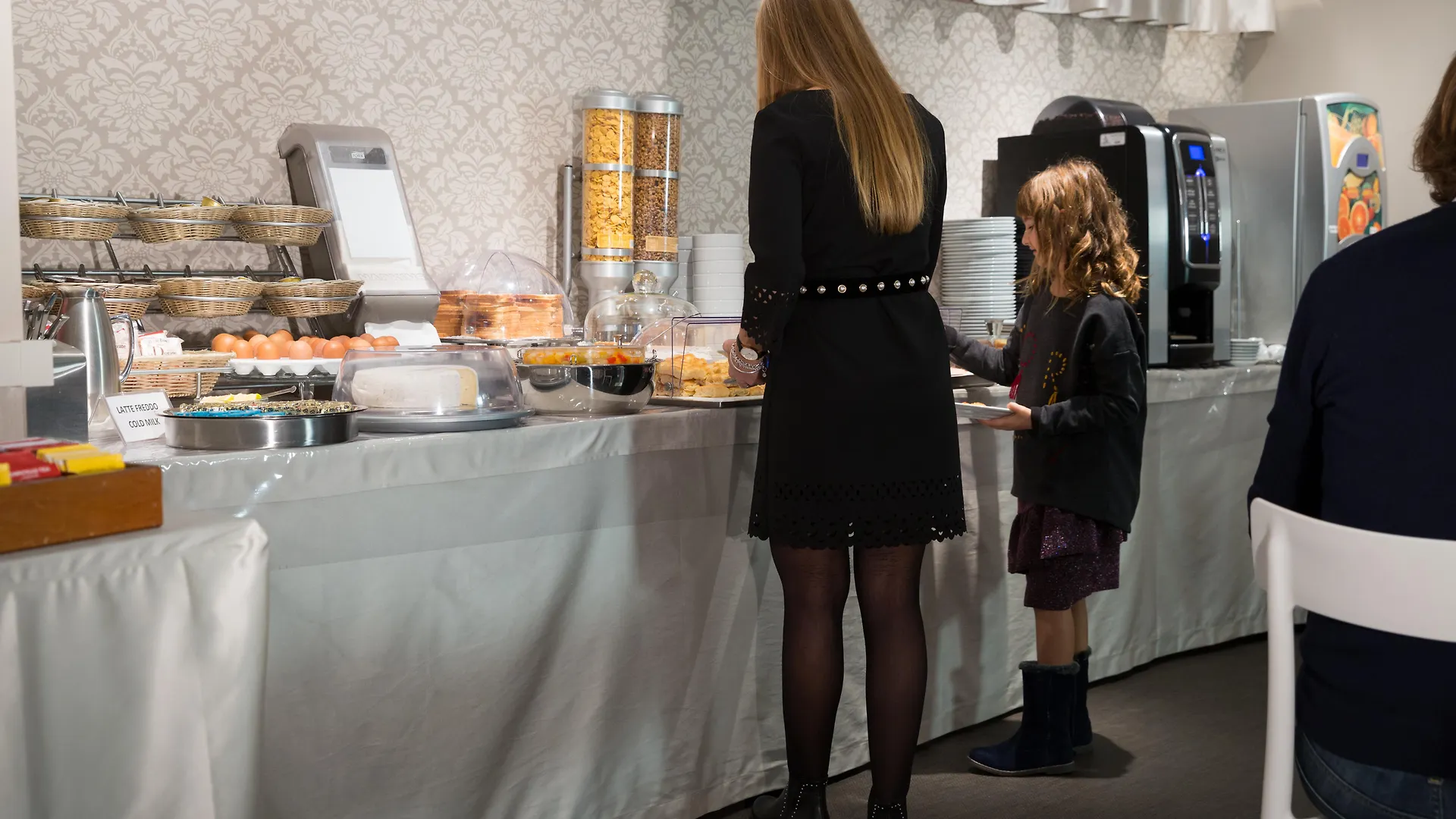 Hotel Helvetia Genoa 3*,