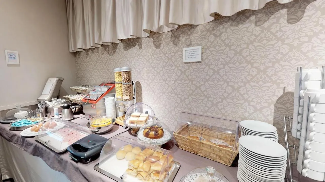 Hotel Helvetia Genoa 3*,  Italy