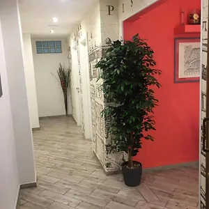 Ariston Tower 2*, Pisa Italy