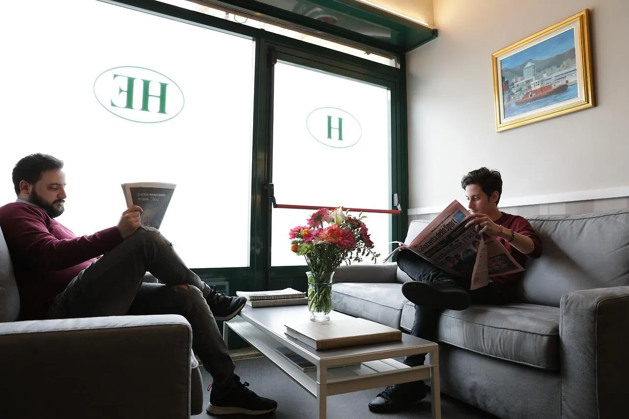 Hotel Helvetia Cenova